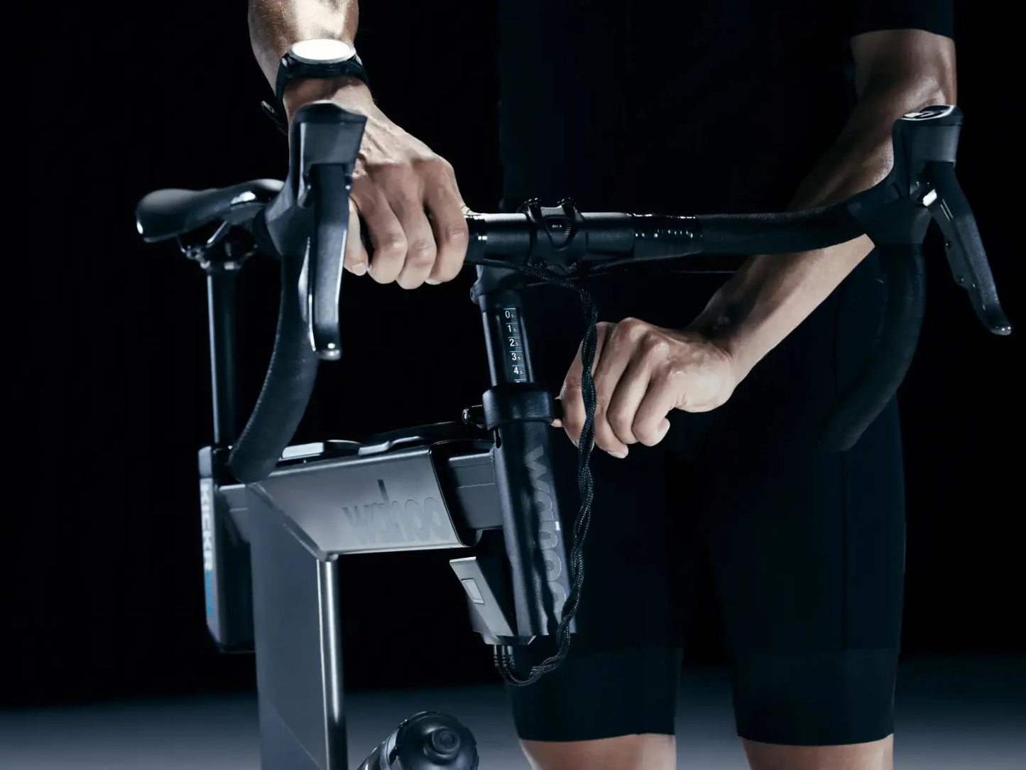 Wahoo KICKR BIKE V2 Smart Fietstrainer